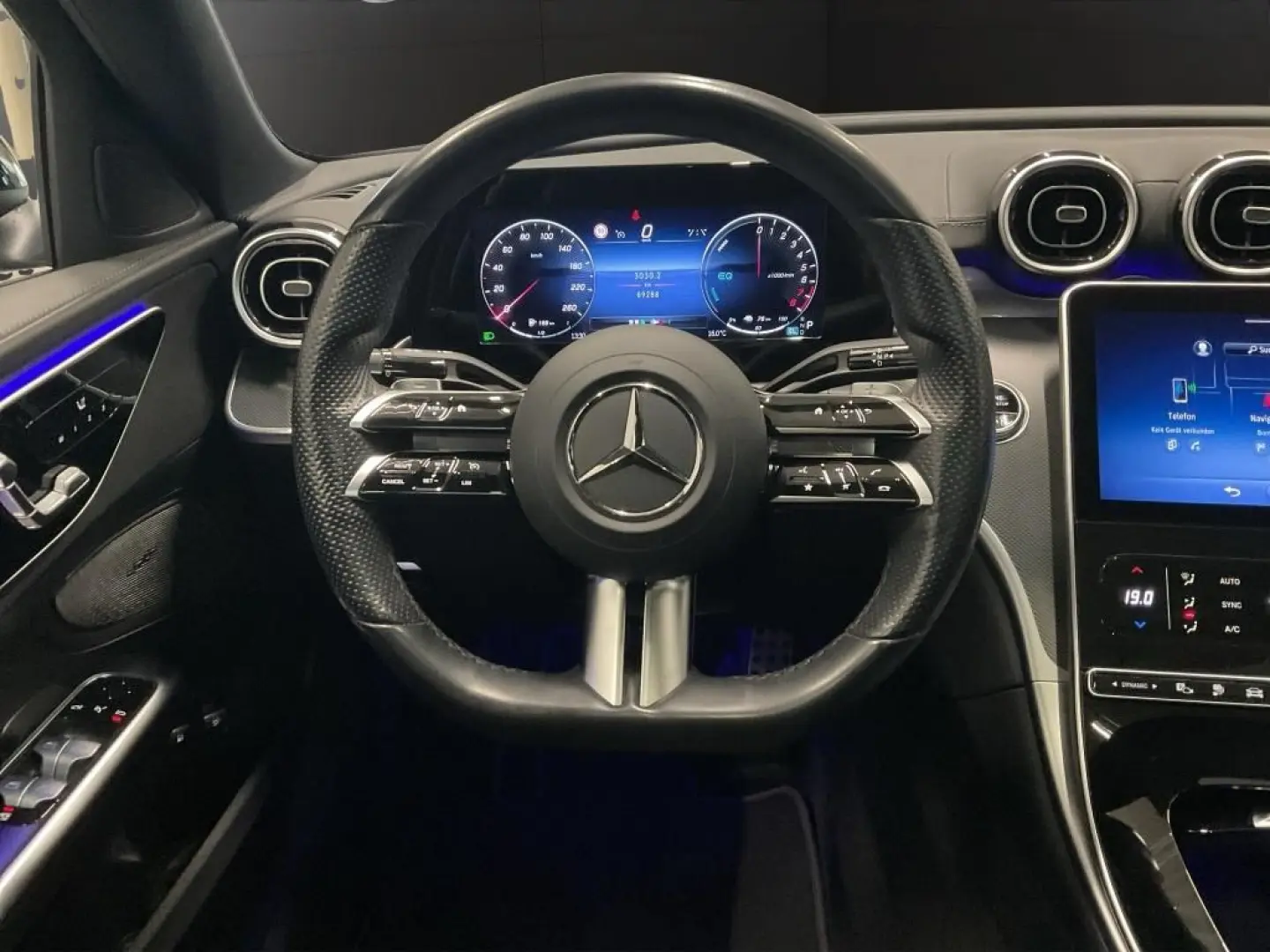 C 300 e AMG NIGHT PANORAMA MEMORY SPURPAKET PDC