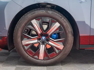 2022 BMW iX xDrive 50