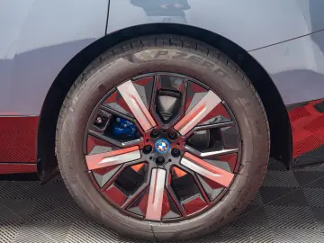 2022 BMW iX xDrive 50