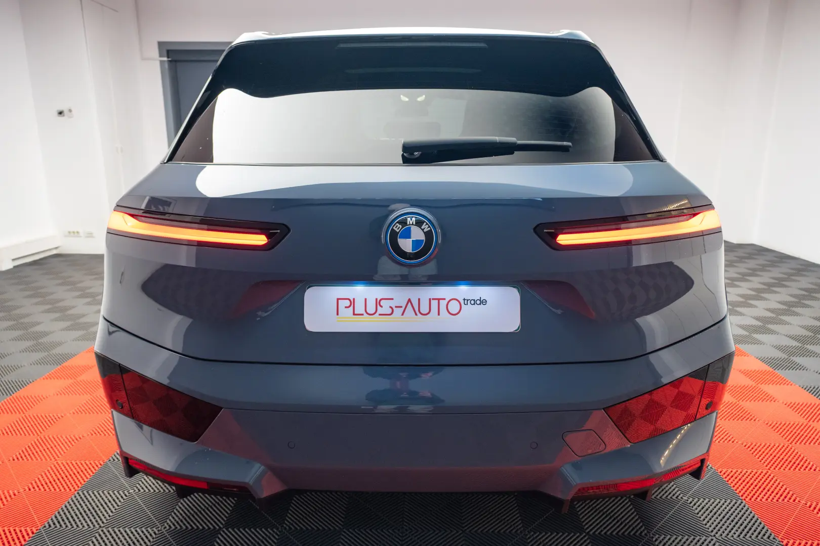 2022 BMW iX xDrive 50