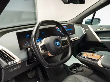 2022 BMW iX xDrive 50