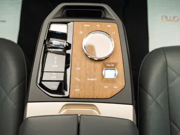 2022 BMW iX xDrive 50