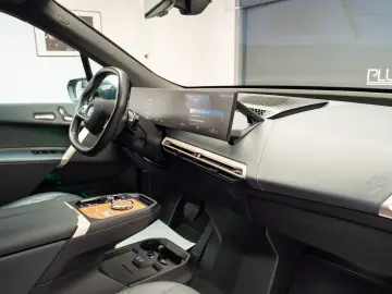 2022 BMW iX xDrive 50