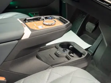 2022 BMW iX xDrive 50