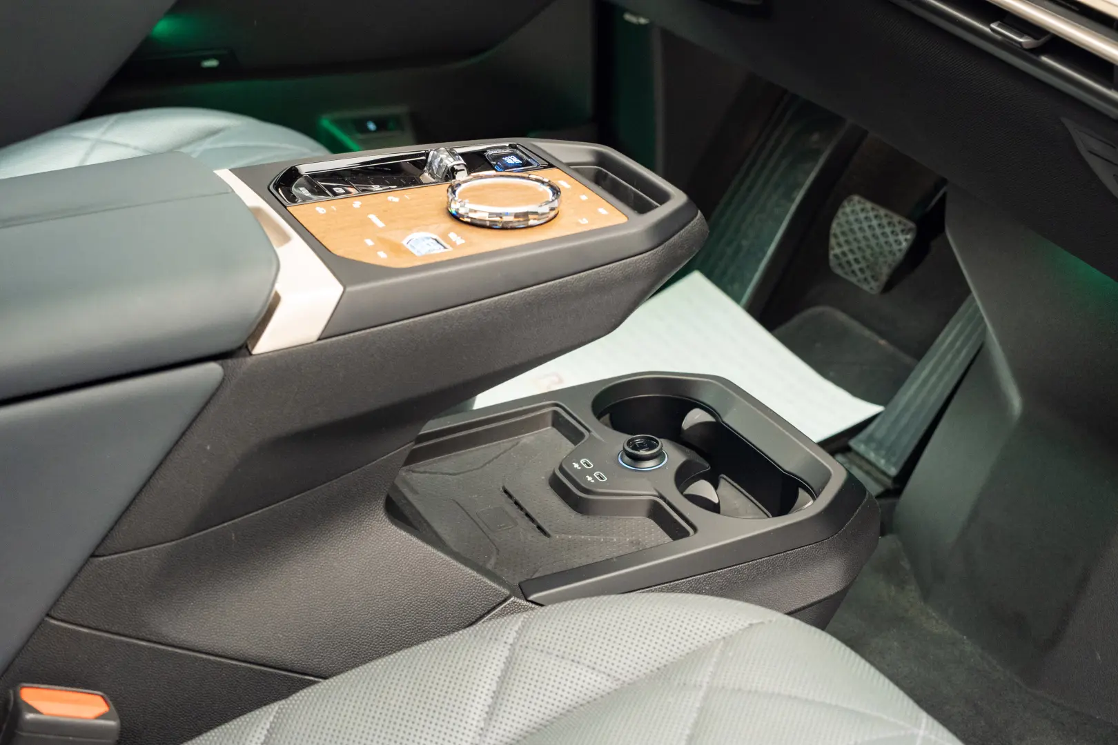 2022 BMW iX xDrive 50