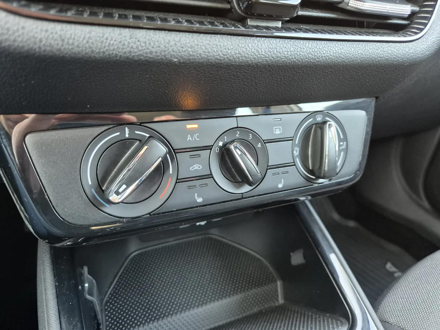 Skoda Fabia 1.0 TSI 95 CP Selection 2024