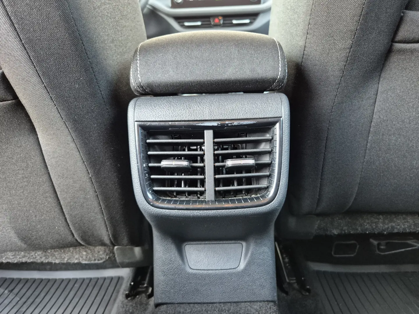 Skoda Fabia 1.0 TSI 95 CP Selection 2024