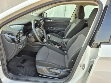 Skoda Fabia 1.0 TSI 95 CP Selection 2024