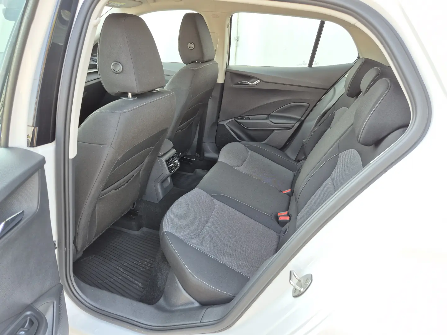 Skoda Fabia 1.0 TSI 95 CP Selection 2024