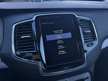 VOLVO XC90 T8 AWD Plug In Hybrid Inscription