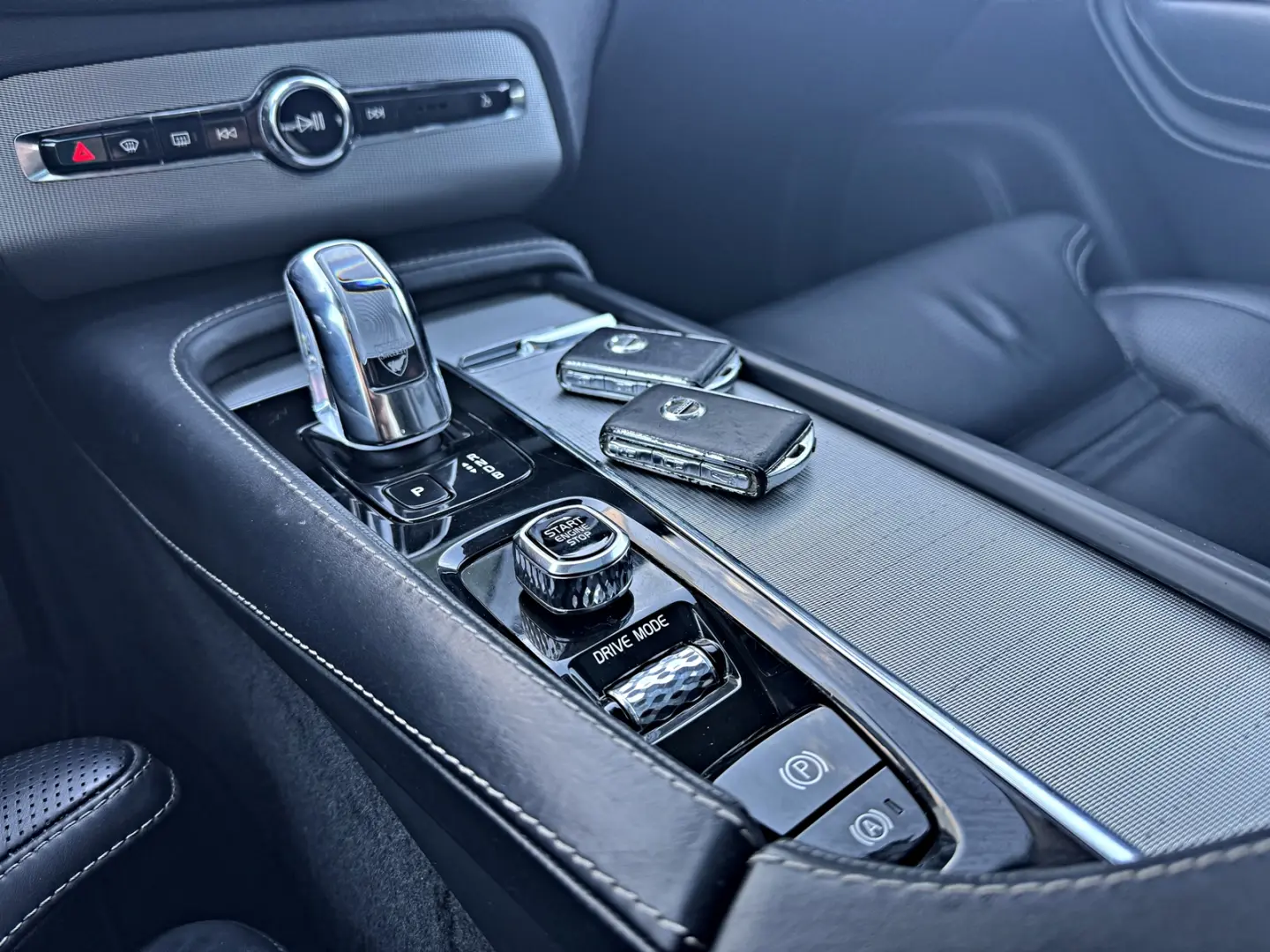 VOLVO XC90 T8 AWD Plug In Hybrid Inscription