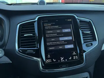 VOLVO XC90 T8 AWD Plug In Hybrid Inscription