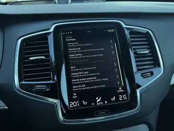 VOLVO XC90 T8 AWD Plug In Hybrid Inscription