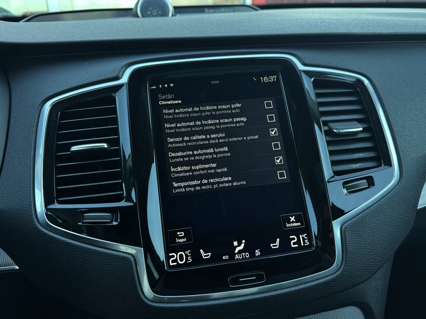 VOLVO XC90 T8 AWD Plug In Hybrid Inscription