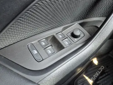 Skoda Octavia 1.5 TSI mHEV 150 CP DSG AMBITION 2024