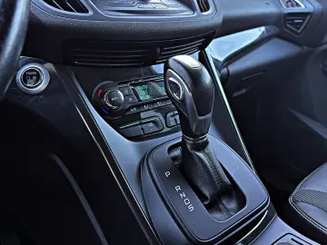 Ford Kuga 2.0 TDCi 4x4 Titanium