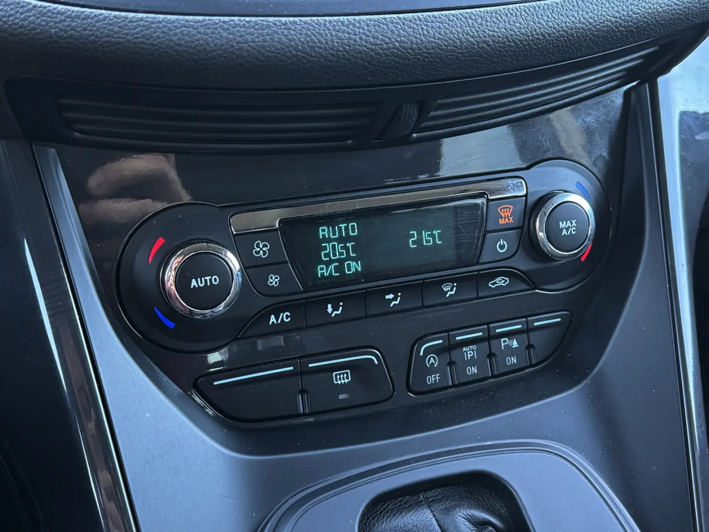 Ford Kuga 2.0 TDCi 4x4 Titanium