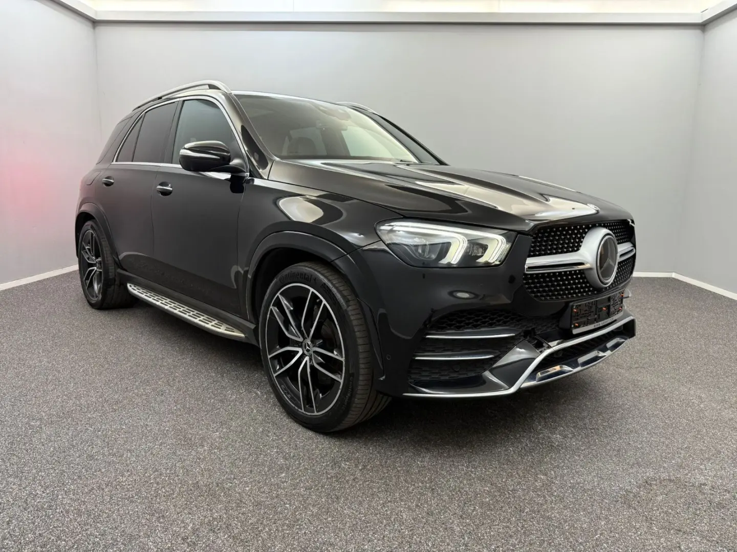 GLE 400 d 4M AMG-LINE PANO AIRM  DISTR MEGAVO