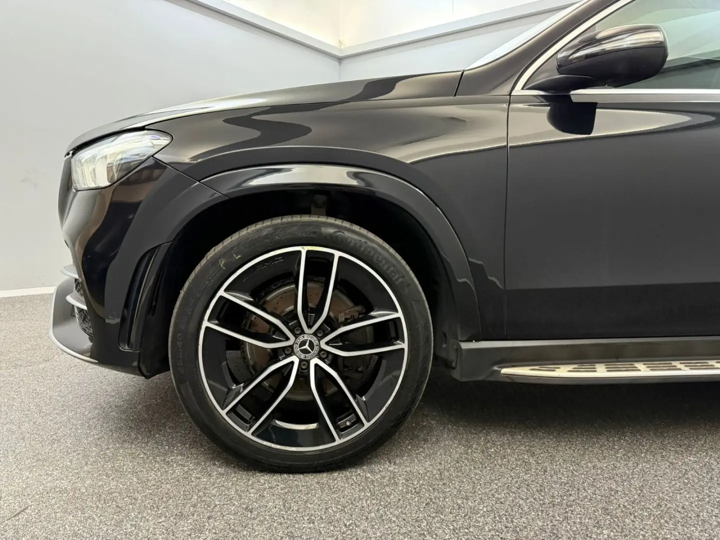 GLE 400 d 4M AMG-LINE PANO AIRM  DISTR MEGAVO