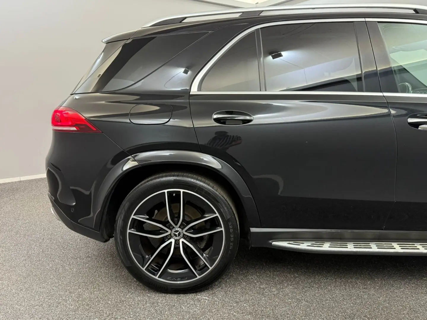 GLE 400 d 4M AMG-LINE PANO AIRM  DISTR MEGAVO