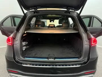 GLE 400 d 4M AMG-LINE PANO AIRM  DISTR MEGAVO