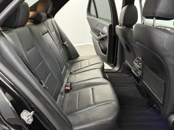 GLE 400 d 4M AMG-LINE PANO AIRM  DISTR MEGAVO