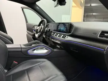 GLE 400 d 4M AMG-LINE PANO AIRM  DISTR MEGAVO