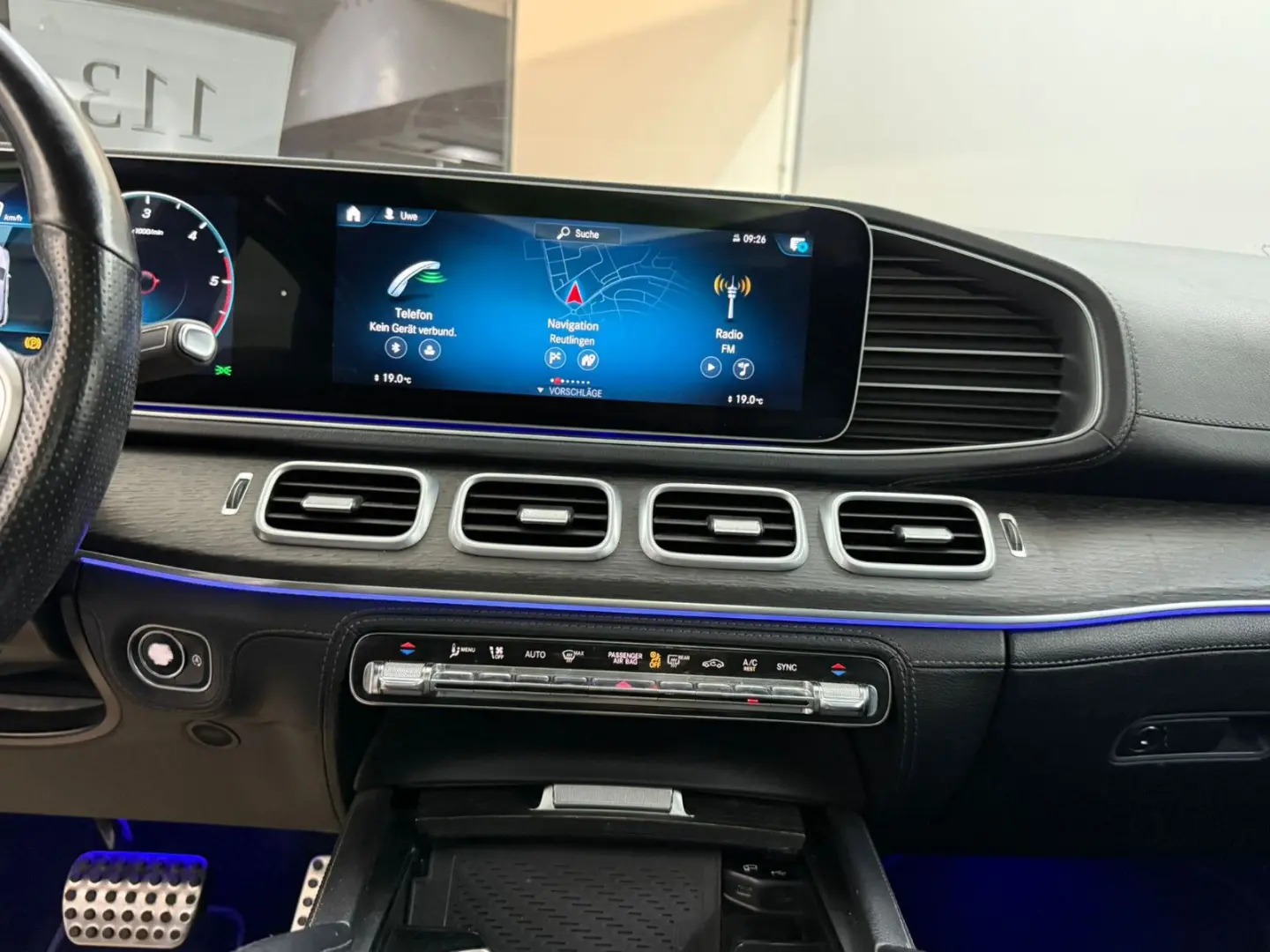 GLE 400 d 4M AMG-LINE PANO AIRM  DISTR MEGAVO