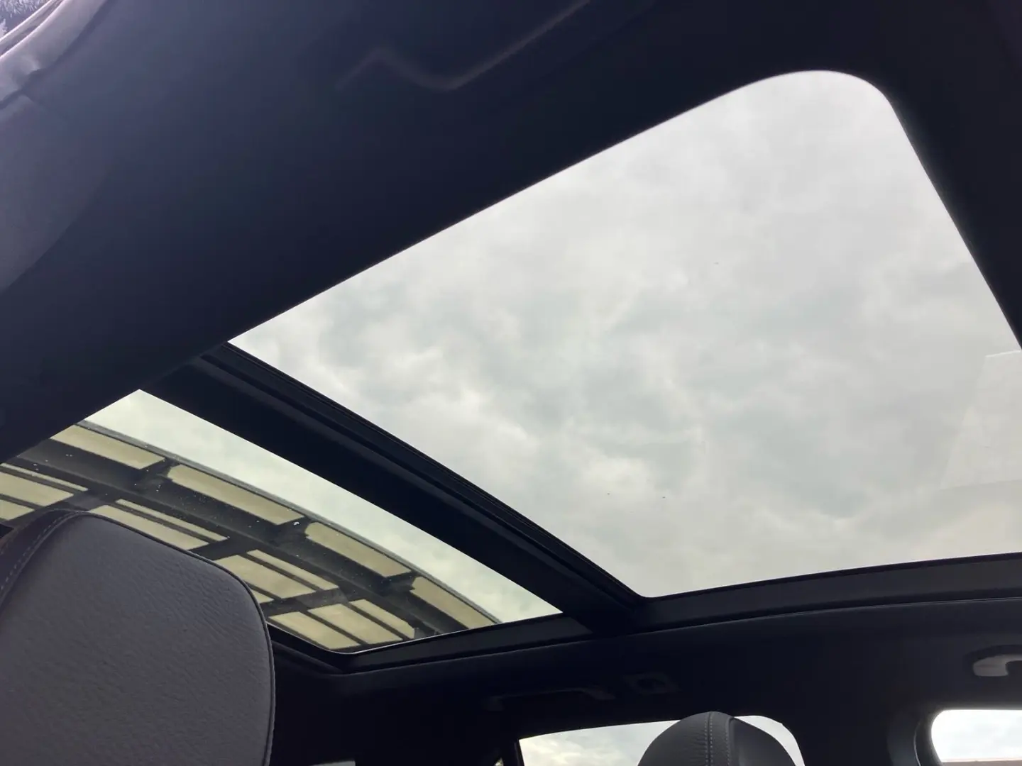 GLE 400 d 4M AMG Pano Burm Distr Sthz HUD AHK 36