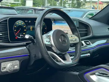 GLE 400d 4M AMGx2 HuD Airm AHK Tritt Pano 7Sitz