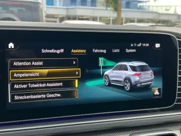 GLE 400d 4M AMGx2 HuD Airm AHK Tritt Pano 7Sitz