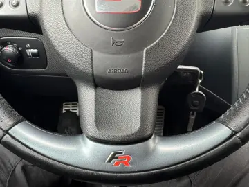 Seat Leon FR – 2.0 benzina