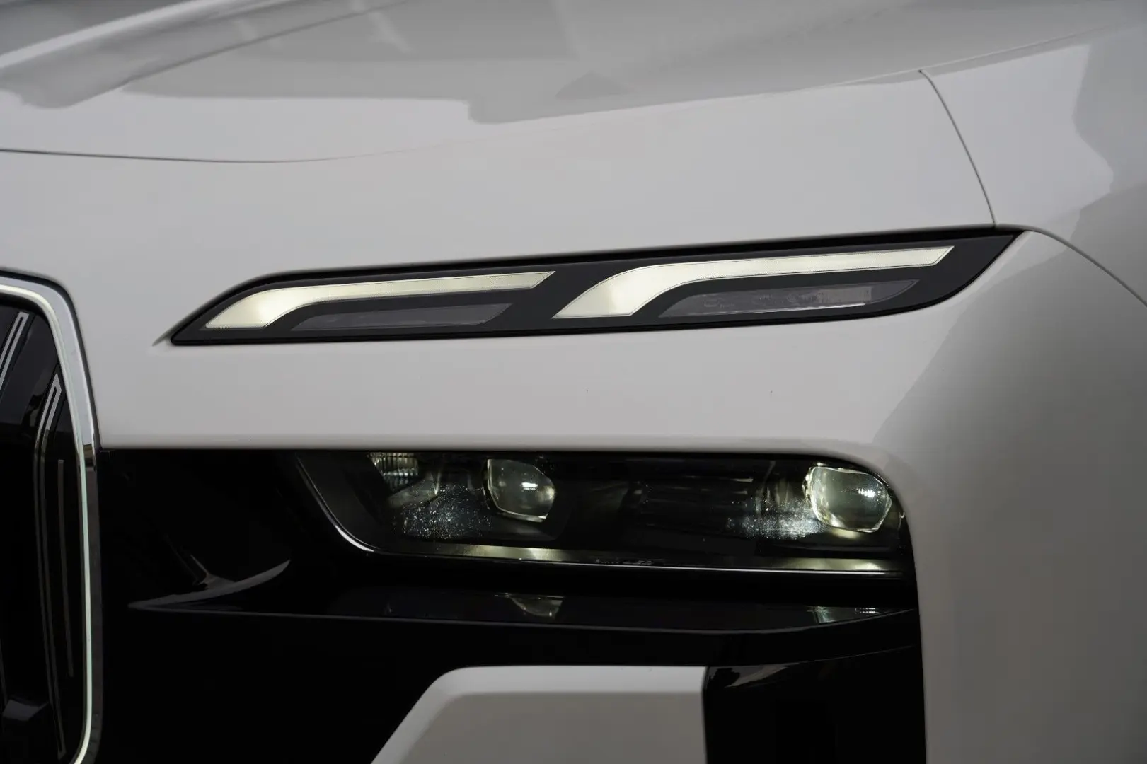 740 d xDrive M Sport SKYLOUNGE