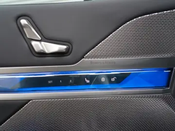 740 d xDrive M Sport SKYLOUNGE