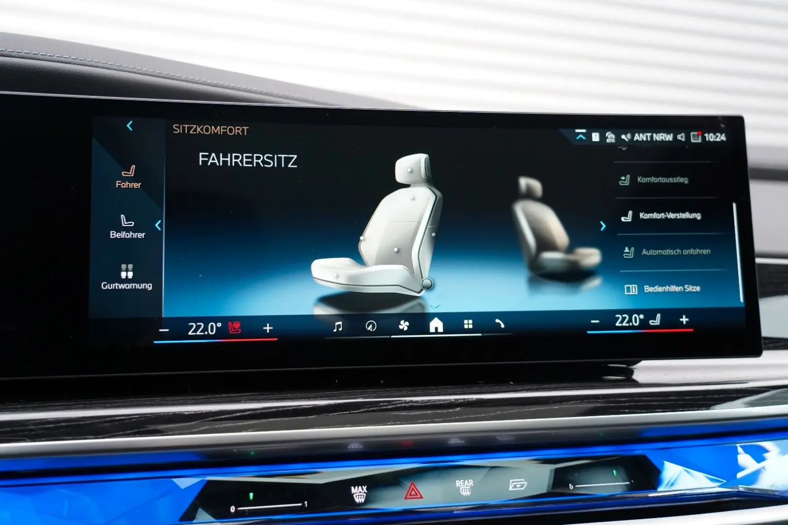 740 d xDrive M Sport SKYLOUNGE