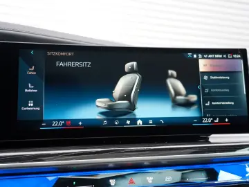 740 d xDrive M Sport SKYLOUNGE