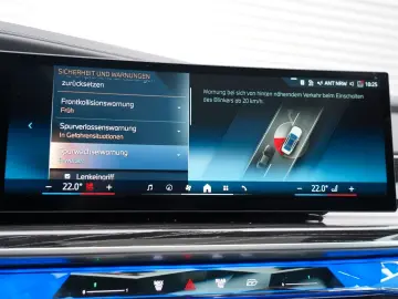 740 d xDrive M Sport SKYLOUNGE