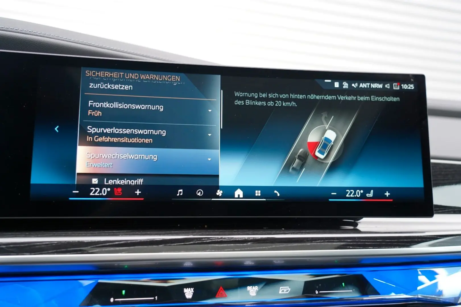 740 d xDrive M Sport SKYLOUNGE