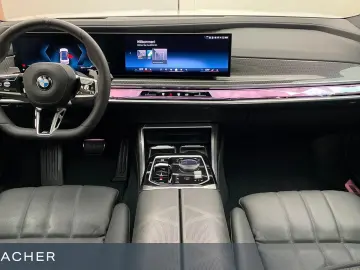 740d A xDrive M-Sport PRO DAProf