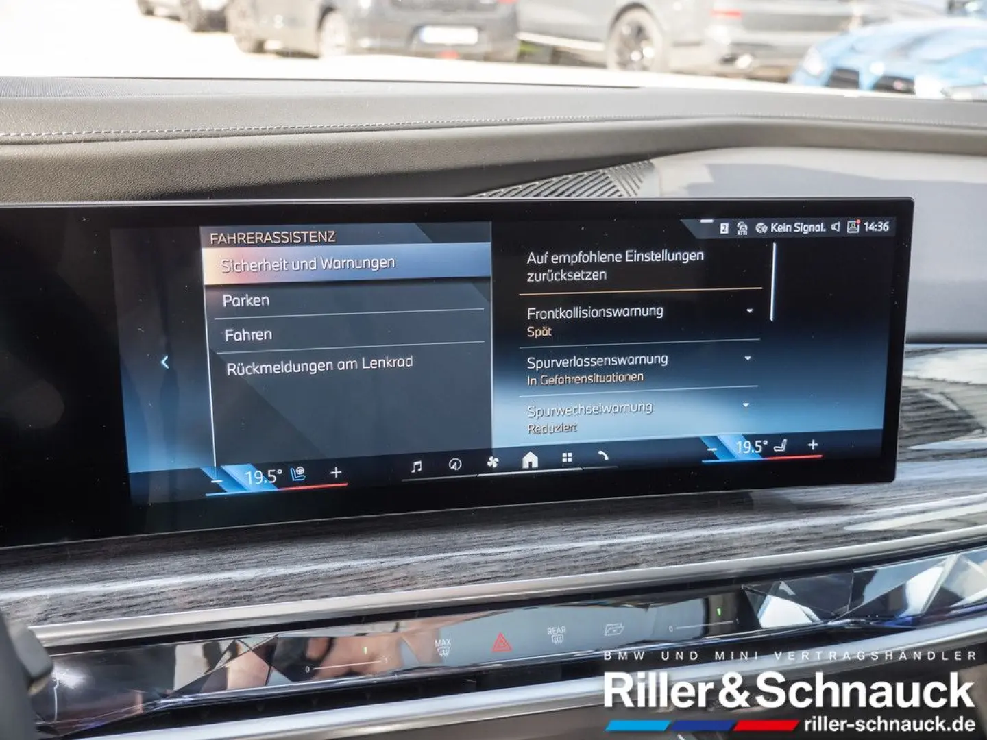 750e xDrive M-Sport HUD