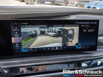 750e xDrive M-Sport HUD