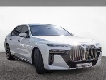 750e xDrive M-Sport HUD