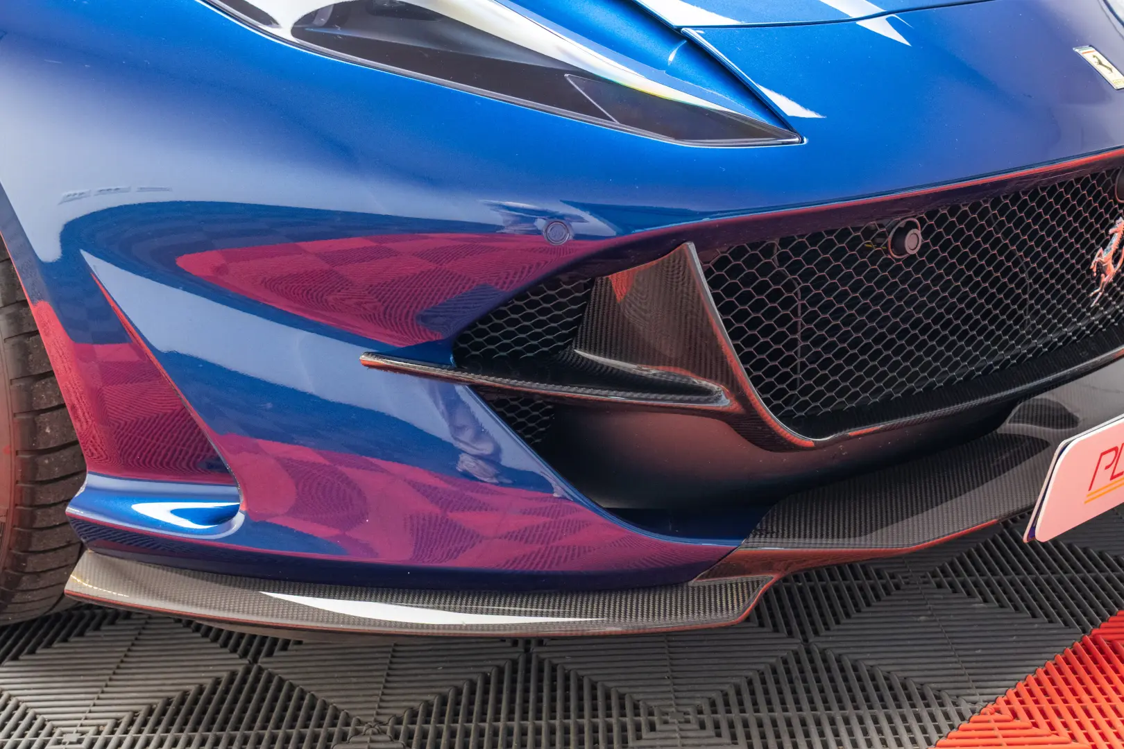 Ferrari 812 GTB SuperFast NoviTec Carbon R20 JBL Lift