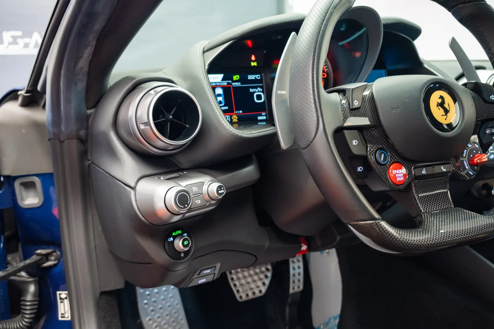 Ferrari 812 GTB SuperFast NoviTec Carbon R20 JBL Lift