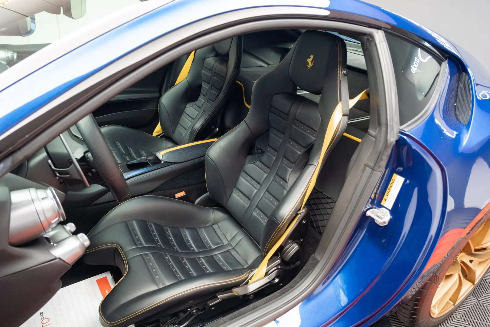 Ferrari 812 GTB SuperFast NoviTec Carbon R20 JBL Lift