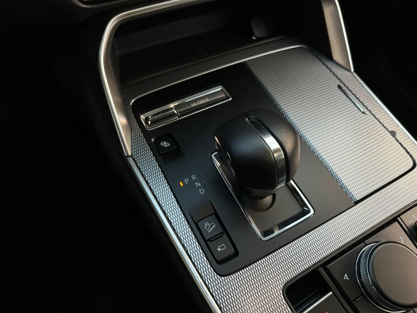 CX-60 PHEV 327ps Homura AWD CON- DRI- COM-P PANO