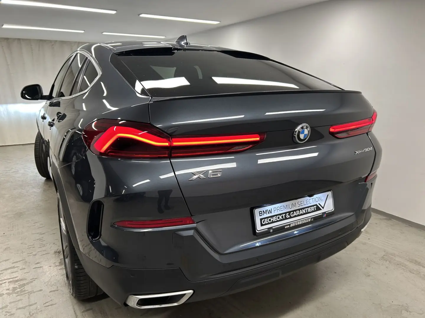 X6 xDrive30d Drivingass. Pano. AHK Head-Up DAB