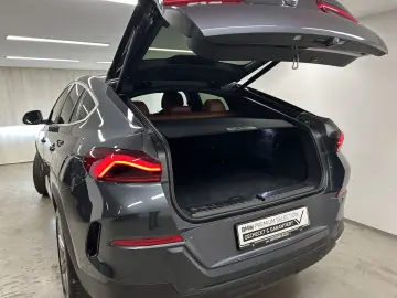 X6 xDrive30d Drivingass. Pano. AHK Head-Up DAB