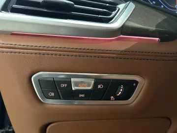 X6 xDrive30d Drivingass. Pano. AHK Head-Up DAB