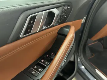 X6 xDrive30d Drivingass. Pano. AHK Head-Up DAB